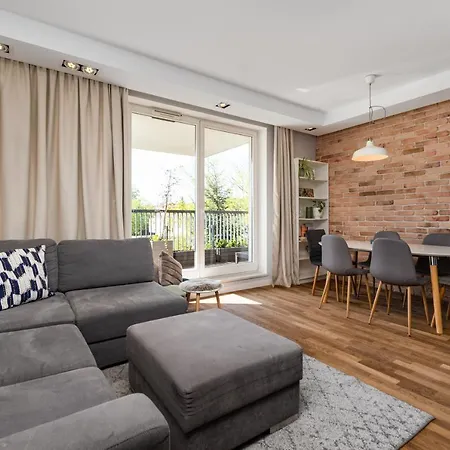 Bobrowiecka 11d By Homeprime Apartamento *