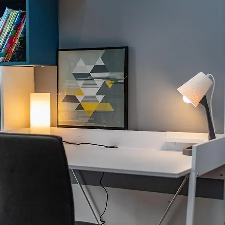 Bobrowiecka 11d By Homeprime Apartamento *